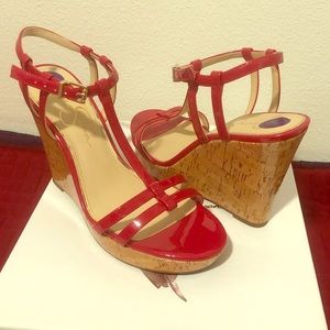 Jessica Simpson red t strap wedge size 8.5
